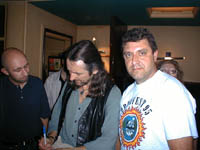 Roger Hodgson signs autographs, along side our John 'Bo Bo' Bollenberg; (c) Michel Vörös