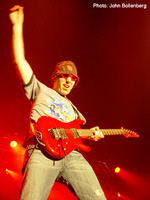 Joe Satriani w/G3 at Arrow Rock Festival 2004 (photo: John Bollenberg)