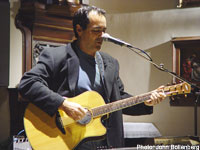 Neal Morse live in Brugge, Belgium (photo: John Bollenberg)