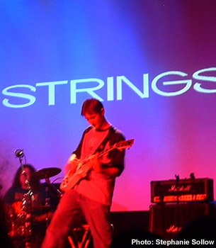 Eyestrings (photo: Stephanie Sollow)